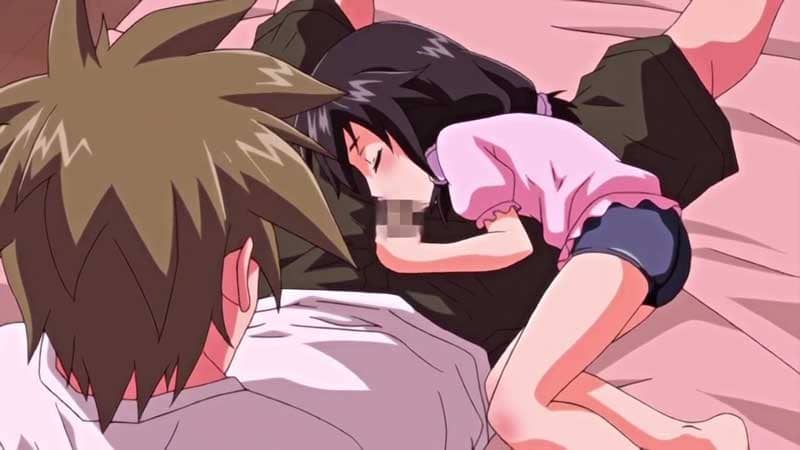 【エロアニメ】小さくて見た目もロリな女の子、エッチにも積極的でニコニコ笑顔の素直な彼女に小さなお口で唾液を垂らしておしゃぶりさせる背徳感！