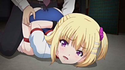 【エロアニメ】叱っても繰り返す不遜なJKへ激しい恥辱教育を。羽交い締めで身動きを封じられブルマスク水緊縛でピストン仕置き。